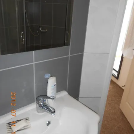 Bed & Breakfast Pipacs 3*