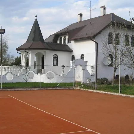 Pipacs Bed & Breakfast Feketić