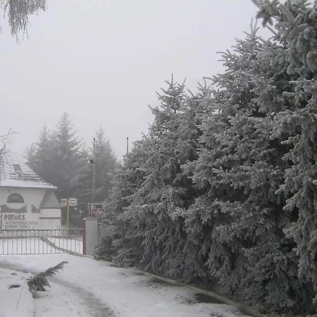 Bed & Breakfast Pipacs 3*