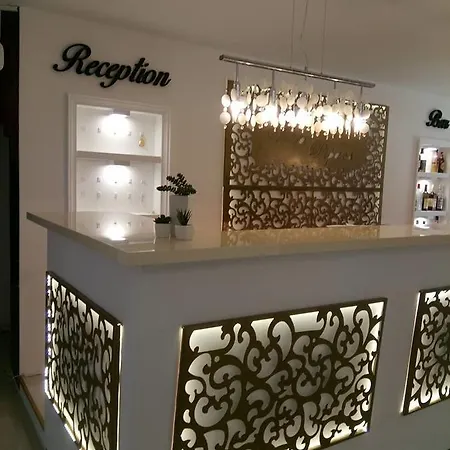 Pipacs Bed & Breakfast Feketić