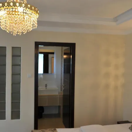 Pipacs Bed & Breakfast 3*