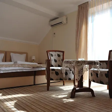 Pipacs Bed & Breakfast Feketić